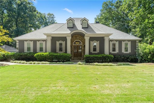 5725 Ash Drive, Cumming, GA 30040