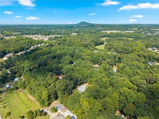 5725 Ash Drive, Cumming, GA 30040