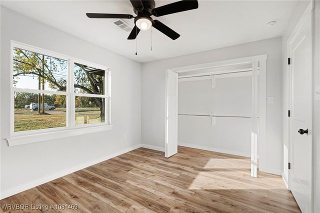 4607 Alma Highway, Van Buren, AR 72956