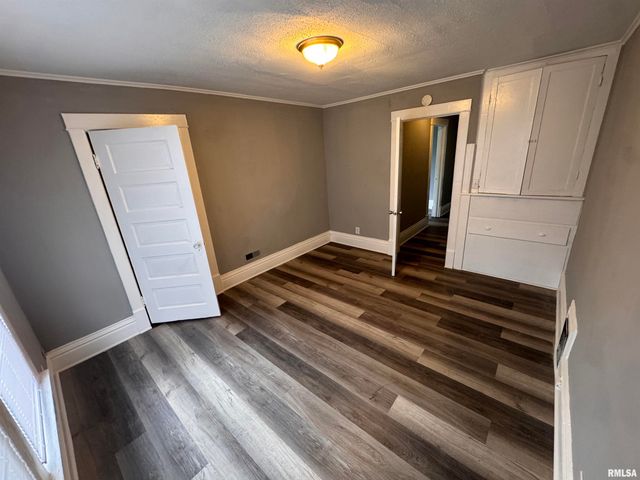 1609 S WESTMORELAND Avenue, Peoria, IL 61605