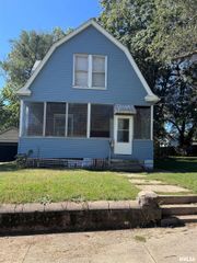 1609 S WESTMORELAND Avenue, Peoria, IL 61605