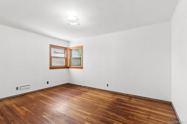 15142 24th Avenue, Whitestone, NY 11357