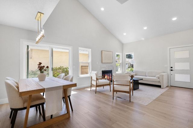 414 Mariner Point Way, Sacramento, CA 95831