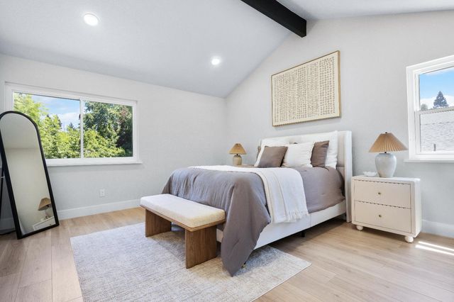414 Mariner Point Way, Sacramento, CA 95831