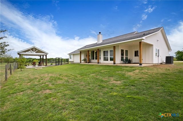 1854 County Road 464, Elgin, TX 78621