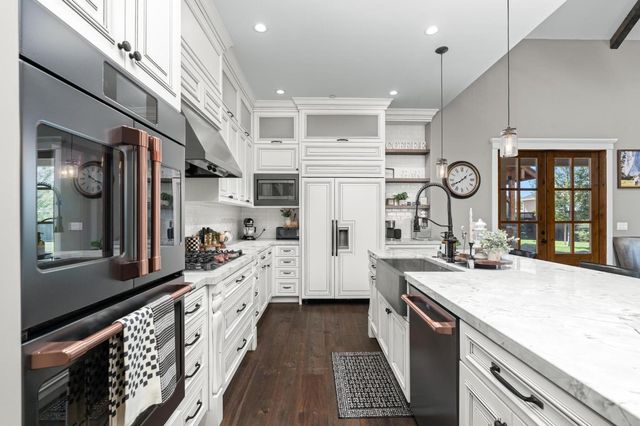 1842 E Palm Tree Ln, Manteca, CA 95336