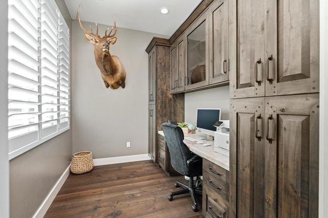 1842 E Palm Tree Ln, Manteca, CA 95336