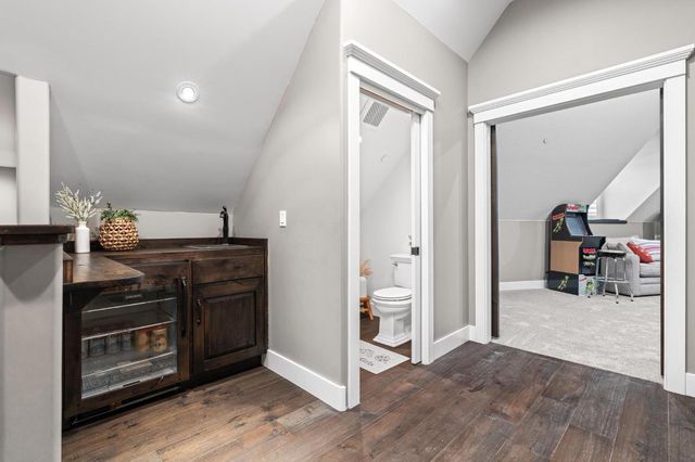 1842 E Palm Tree Ln, Manteca, CA 95336