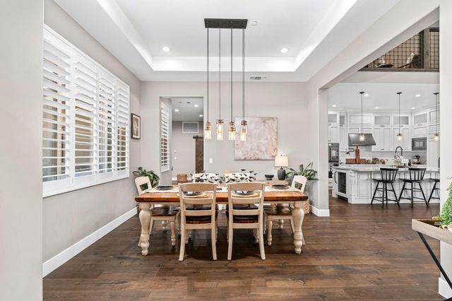 1842 E Palm Tree Ln, Manteca, CA 95336