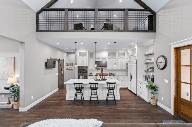 1842 E Palm Tree Ln, Manteca, CA 95336