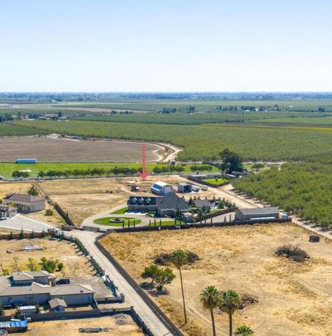 1842 E Palm Tree Ln, Manteca, CA 95336