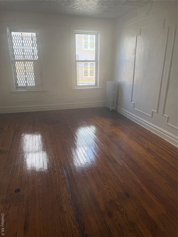 724 E 216 Street 2C, Bronx, NY 10467