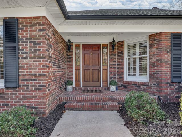 837 Tanglewood Drive NE, Concord, NC 28025