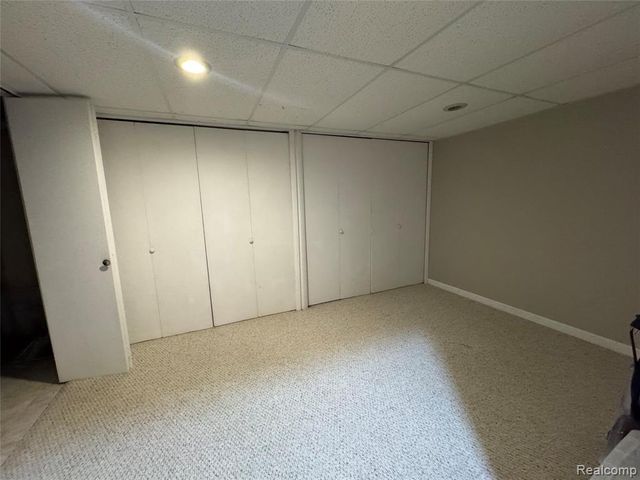 1775 Brentwood Drive, Troy, MI 48098