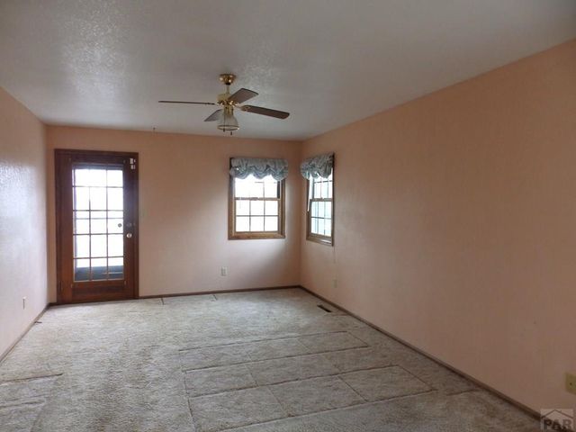 335 S Golfwood Place, Pueblo West, CO 81007