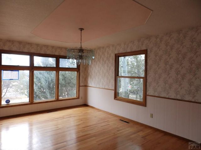 335 S Golfwood Place, Pueblo West, CO 81007