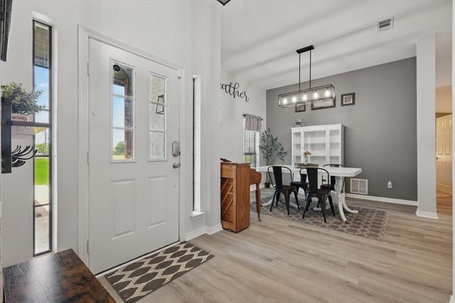 205 N Armstrong Road, Venus, TX 76084