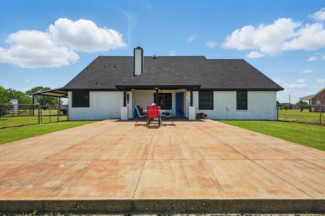 205 N Armstrong Road, Venus, TX 76084