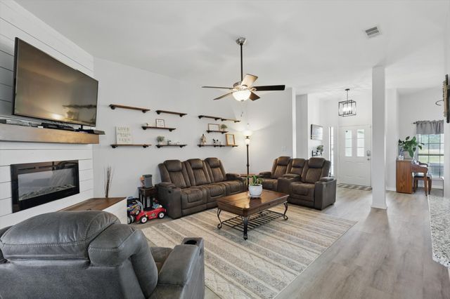 205 N Armstrong Road, Venus, TX 76084