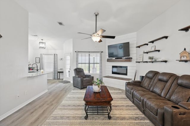 205 N Armstrong Road, Venus, TX 76084