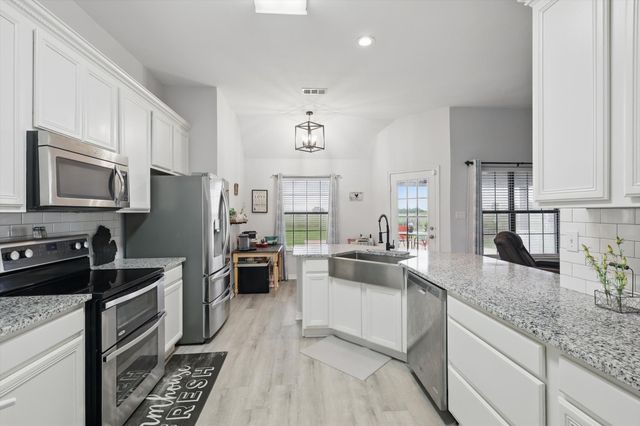 205 N Armstrong Road, Venus, TX 76084