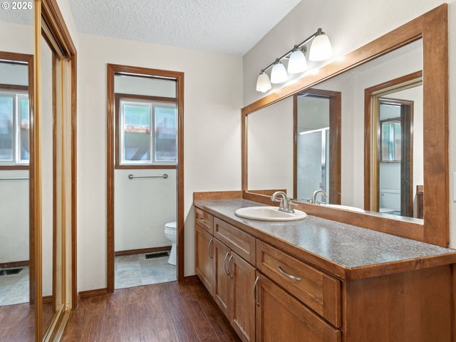6127 Sw 161ST Pl, Beaverton, OR 97007