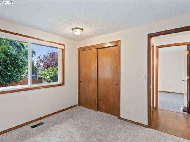 6127 Sw 161ST Pl, Beaverton, OR 97007