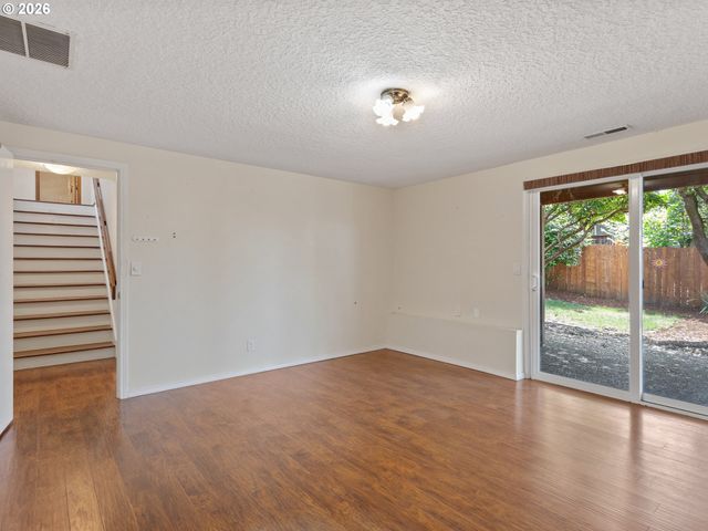 6127 Sw 161ST Pl, Beaverton, OR 97007