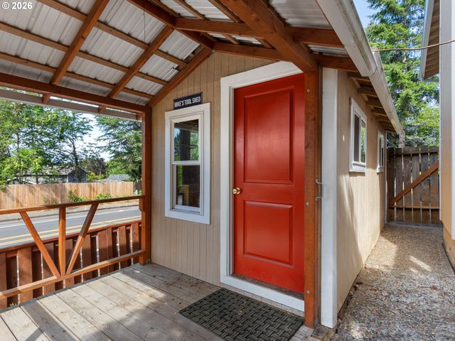 6127 Sw 161ST Pl, Beaverton, OR 97007