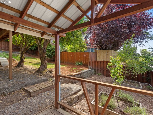 6127 Sw 161ST Pl, Beaverton, OR 97007