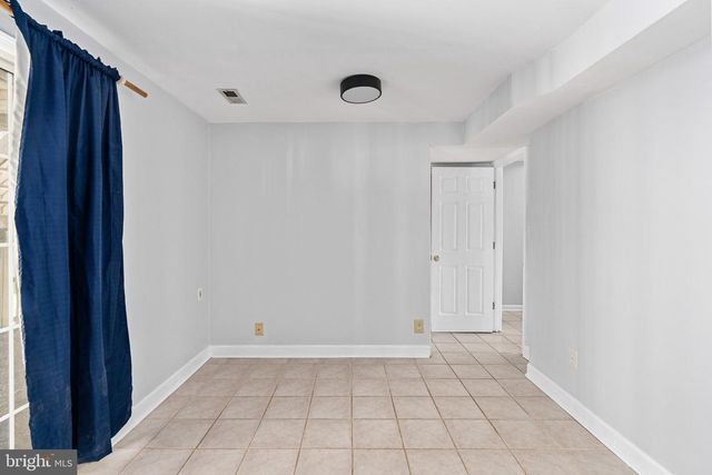 11209 KINGS CREST CT, Fredericksburg, VA 22407