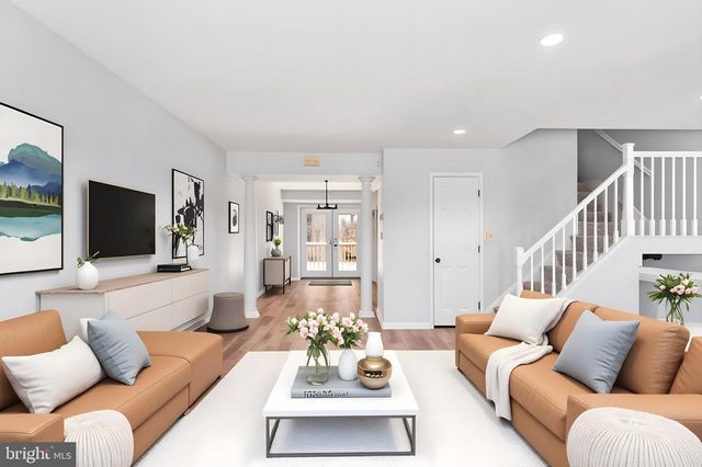 11209 KINGS CREST CT, Fredericksburg, VA 22407