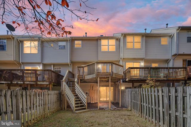 11209 KINGS CREST CT, Fredericksburg, VA 22407