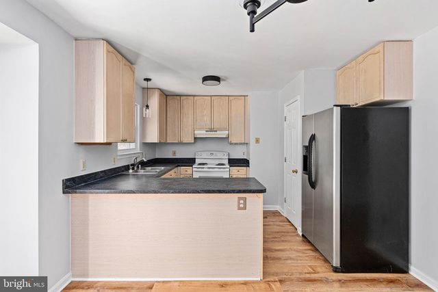 11209 KINGS CREST CT, Fredericksburg, VA 22407