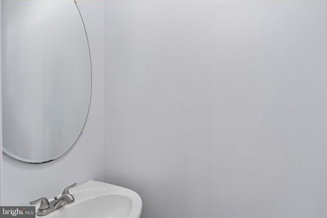 11209 KINGS CREST CT, Fredericksburg, VA 22407