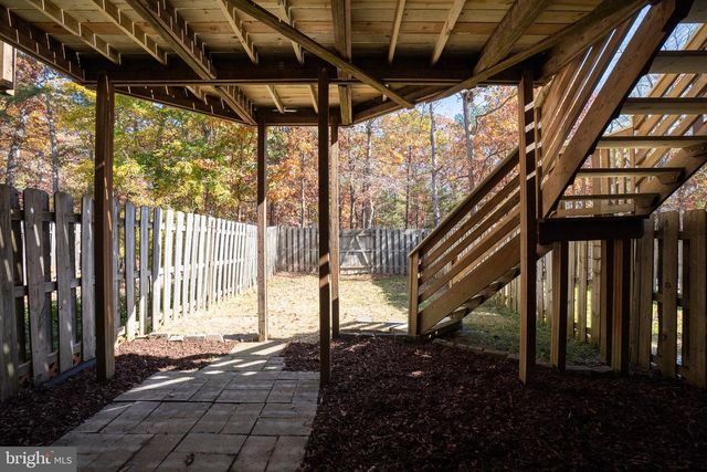 11209 KINGS CREST CT, Fredericksburg, VA 22407