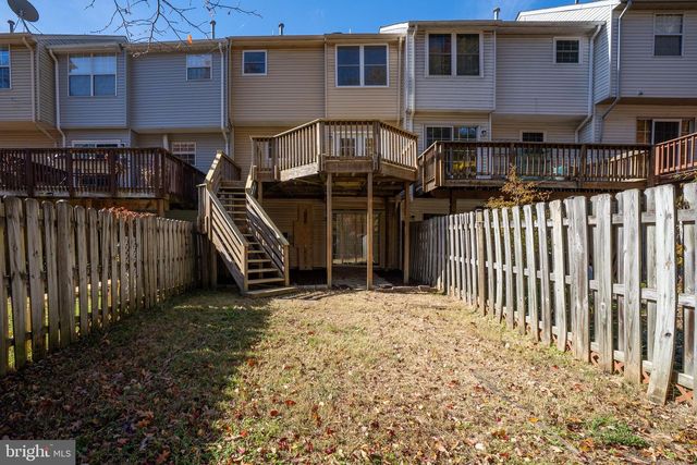 11209 KINGS CREST CT, Fredericksburg, VA 22407