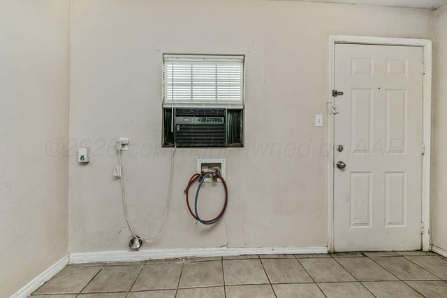 819-B N APACHE Street, Amarillo, TX 79107