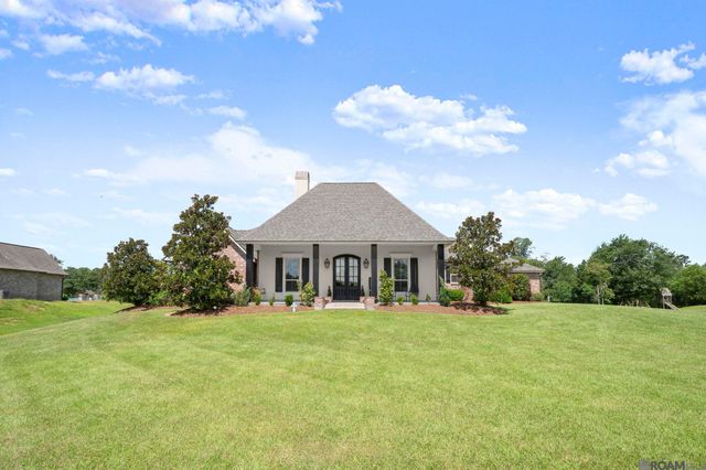 34375 Quarter Horse Ln, Walker, LA 70785
