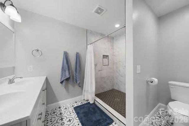 138 Shumaker Drive, Statesville, NC 28625
