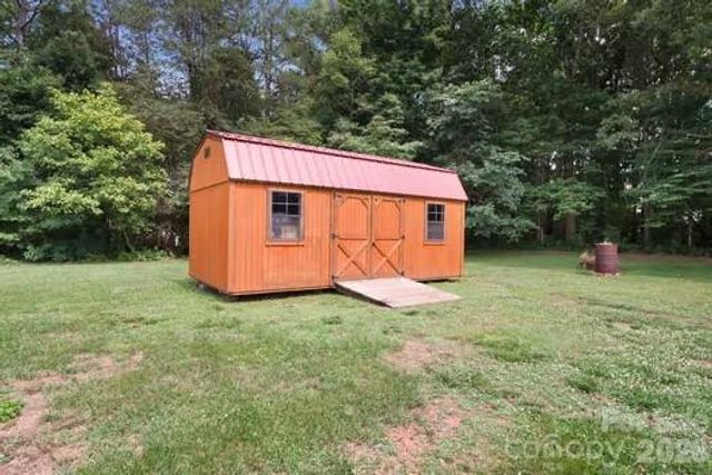 138 Shumaker Drive, Statesville, NC 28625