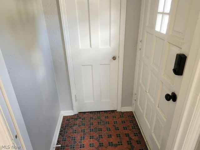 4102 Verona Road, South Euclid, OH 44121
