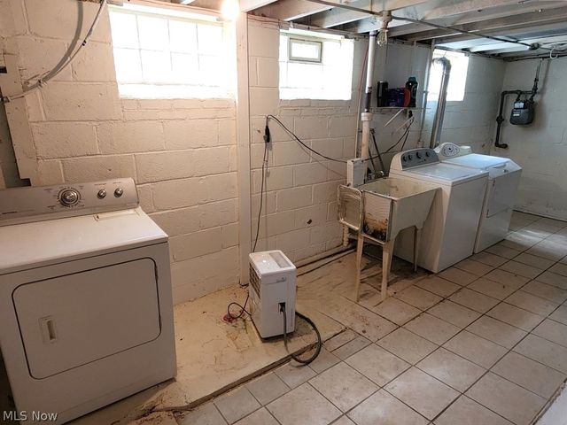 4102 Verona Road, South Euclid, OH 44121