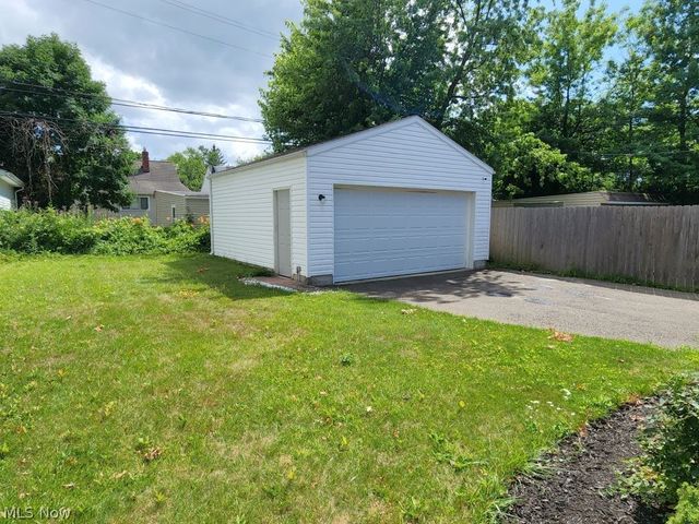4102 Verona Road, South Euclid, OH 44121
