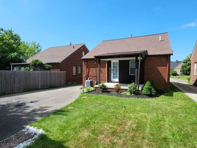 4102 Verona Road, South Euclid, OH 44121