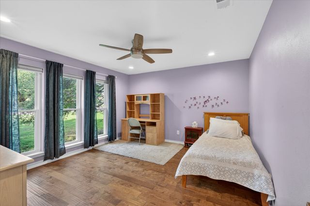 2400 Kings Country Drive, Irving, TX 75038