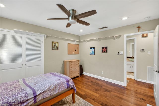 2400 Kings Country Drive, Irving, TX 75038