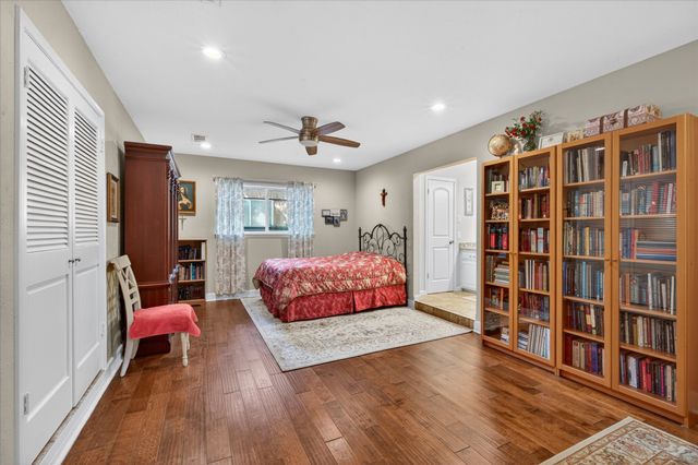 2400 Kings Country Drive, Irving, TX 75038