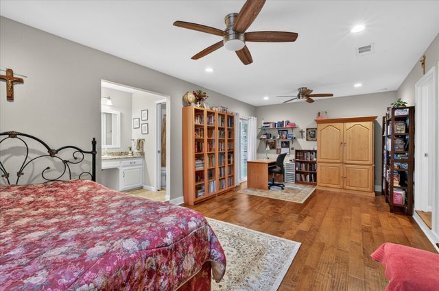 2400 Kings Country Drive, Irving, TX 75038