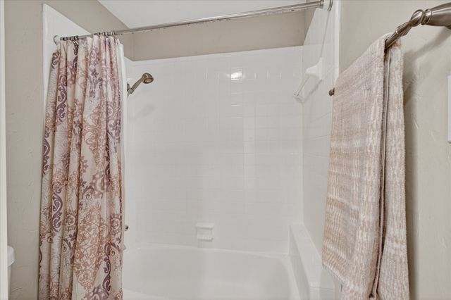 2400 Kings Country Drive, Irving, TX 75038